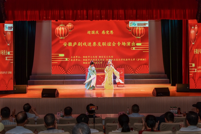 150935-619904.jpg 1e34e9f4e0f2e99342a3291600a55e92.jpg