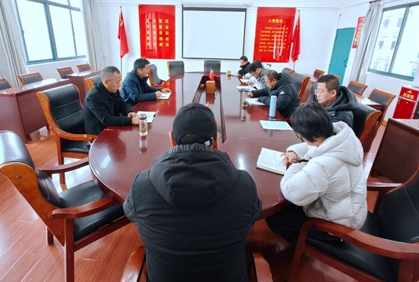 145641-492100.jpg 教学处.jpg