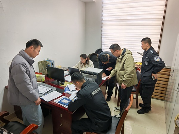 170952-844741.jpg 招生.jpg